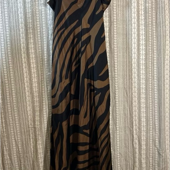 Banana Republic Dresses & Skirts - Banana Republic Brown and Black Zebra-Stripe Maxi Dress